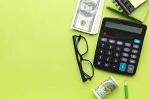 مدیریت پول در دوران بیثباتی اقتصادی چیست؟